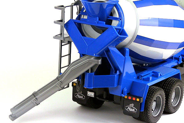 #02814 1/16 Mack Granite Cement Mixer