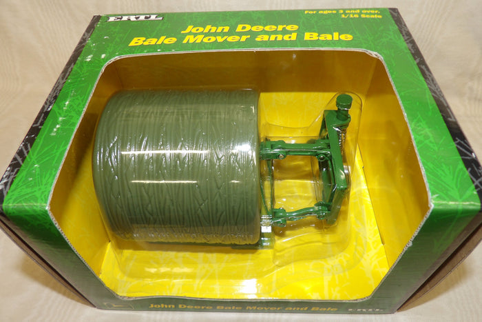 #15041 1/16 John Deere Bale Bork with Bale