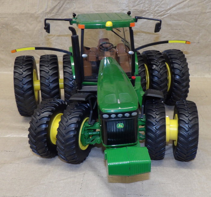 #15192A 1/16 John Deere 8520 Tractor with Front Duals & Rear Triples, Collector Edition
