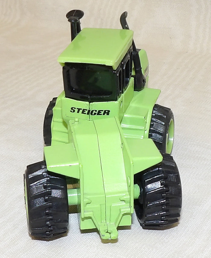 #1945 1/64 Steiger Cougar 4WD Tractor with Singles - No Package, AS IS