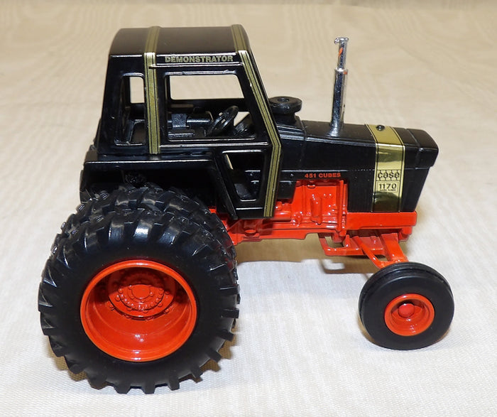 #4183EA 1/43 Case 1170 Agri King Black Knight Tractor with Duals, Collector Edition