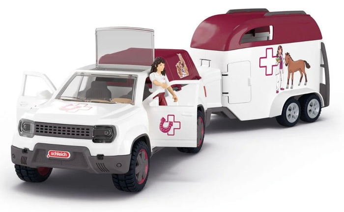 #42704 1/20 Mobile Vet Pickup with Trailer & Accessories