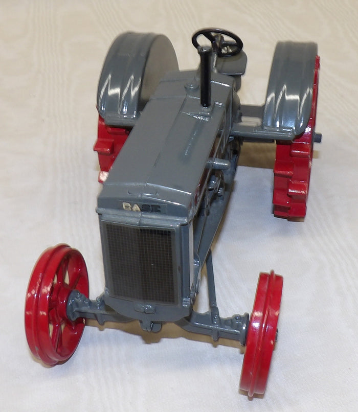 #450DA 1/16 Case L Tractor with Steel Wheels, Special Edition - No Box, AS IS