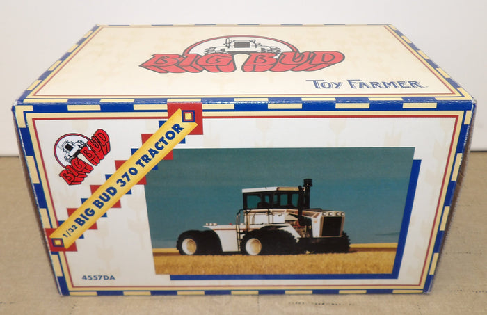 #4557DA 1/32 Big Bud 370 4WD Tractor with Duals