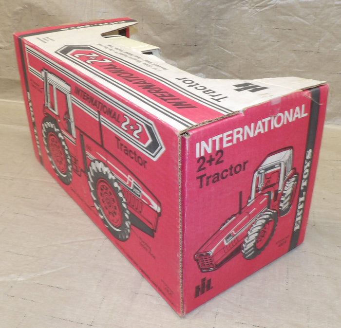 #464EO 1/16 International 3588 2+2 Tractor