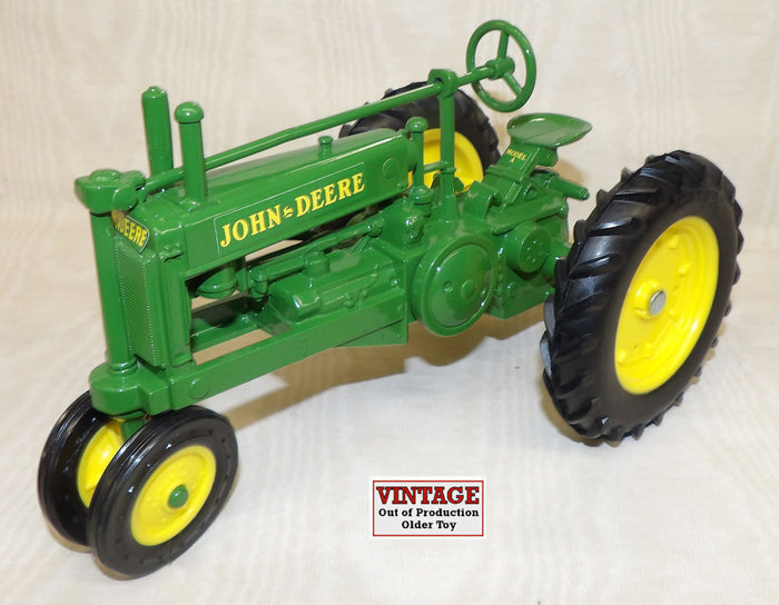 #539DO-1 1/16 1934 John Deere Unstyled Model A Tractor - No Box, AS IS