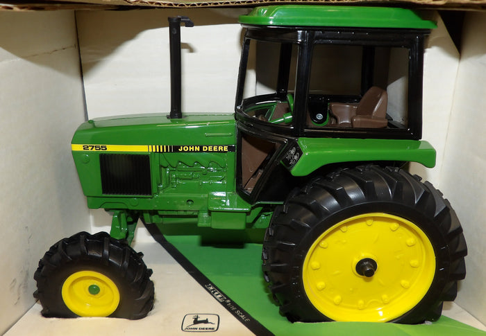 #5579 1/16 John Deere 2755 Utility Tractor