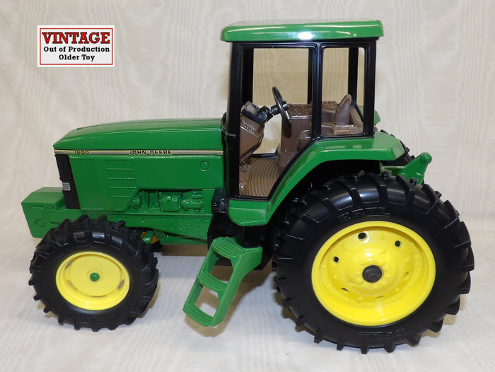 #5619DO 1/16 John Deere 7600 MFWD Tractor - No Box, AS IS