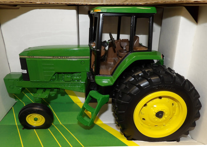 #5627CA 1/16 John Deere 7800 2WD Row Crop Tractor with Duals, Collectors Edition