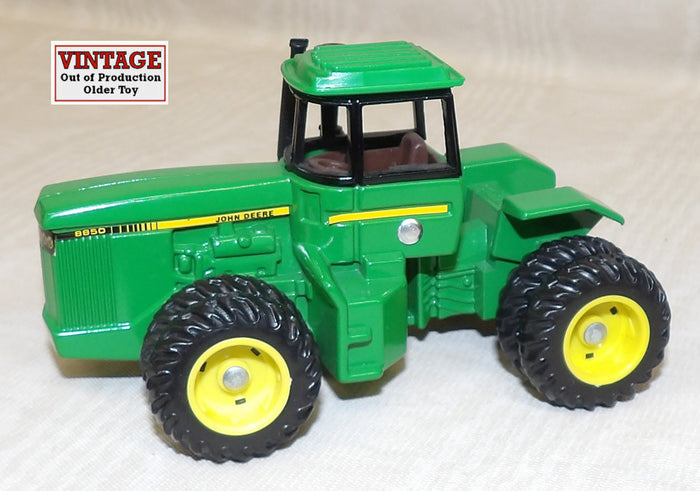 #575 1/64 John Deere 8850 4WD Tractor, Light Green Version - No Box, AS IS