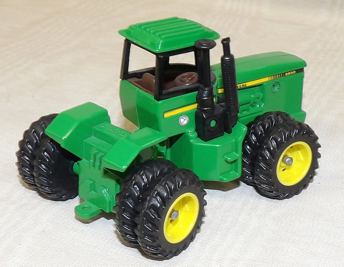 #575 1/64 John Deere 8850 4WD Tractor, Light Green Version - No Box, AS IS