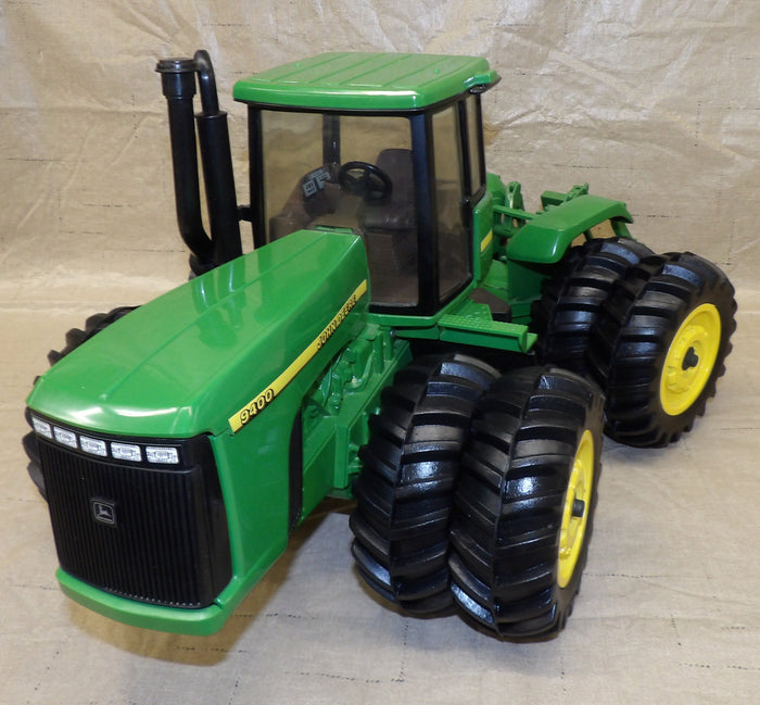 #5914BA 1/16 John Deere 9400 4WD Tractor with Duals, Collector Edition