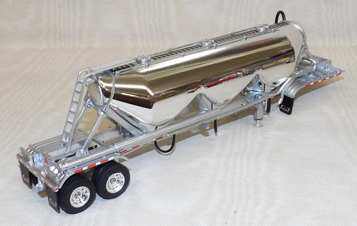 #621032 1/64 Heil Pneumatic 3 Drop Tanker Trailer - No Box