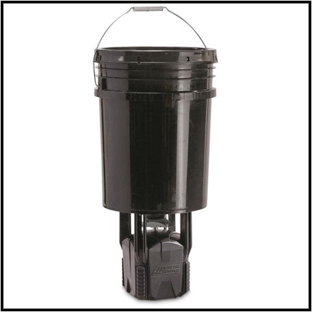Hanging Bucket Wildlife Feeder